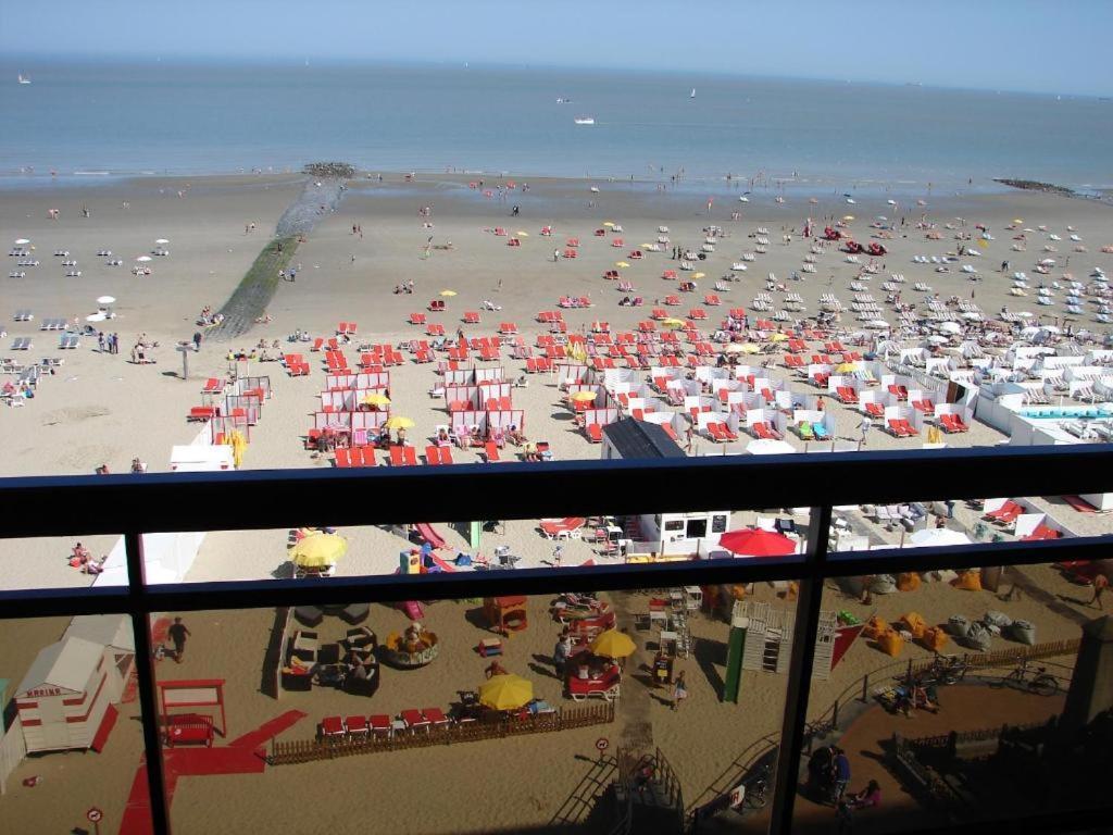 Luxurious Apartment With Sea View Blankenberge Exterior foto